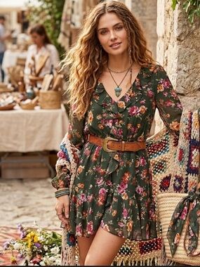 NWT Trixxi Green Floral Ruffle Mini Dress Removable Scarf Size M
